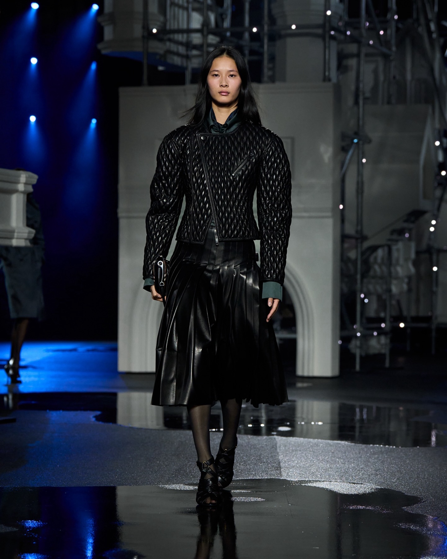 من عرض أزياء Burberry ضمن أسبوع الموضة في لندن (إنستغرام)