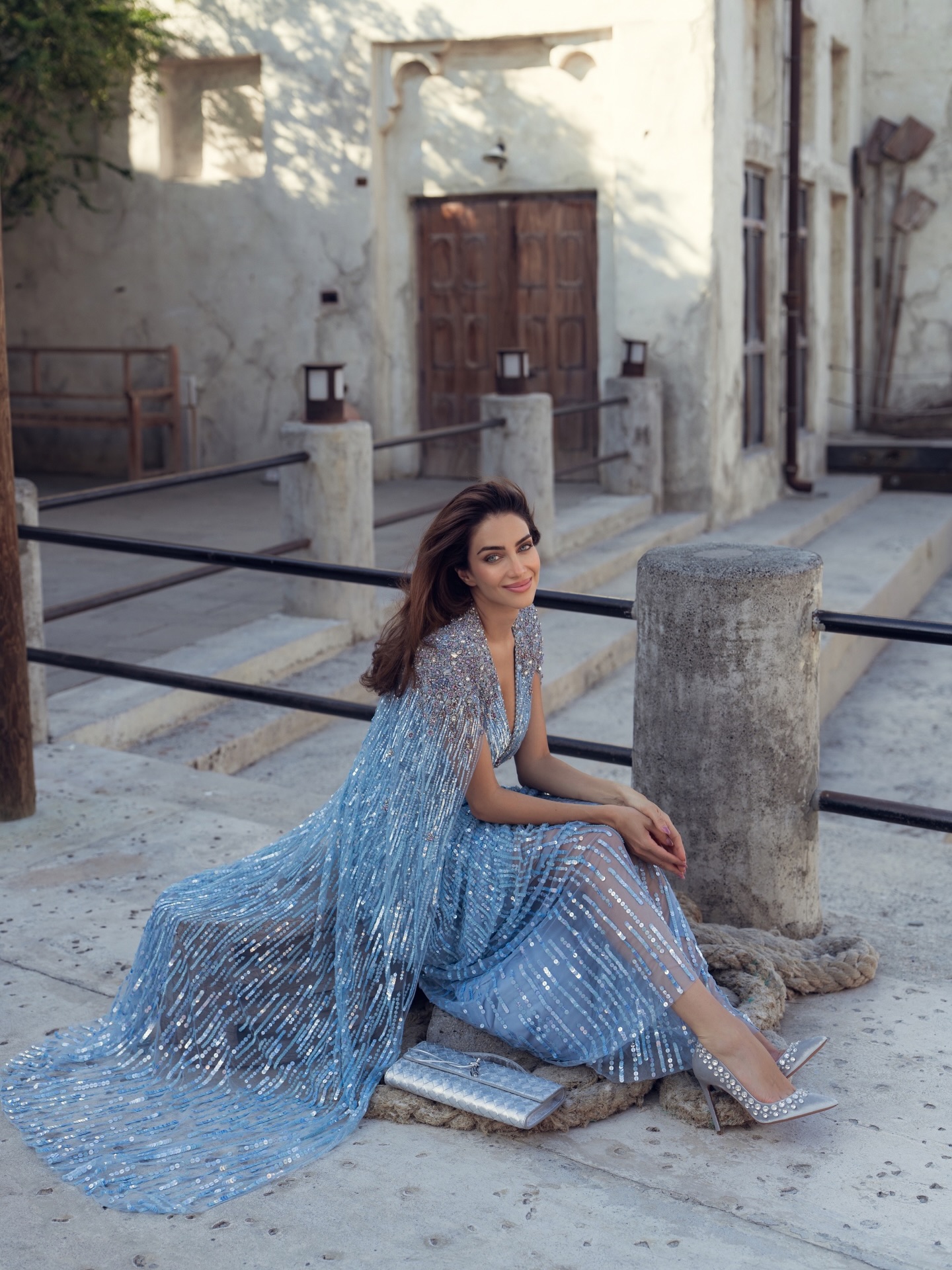 جيسيكا قهواتي بتصميم جيني باكهام (إنستغرام)