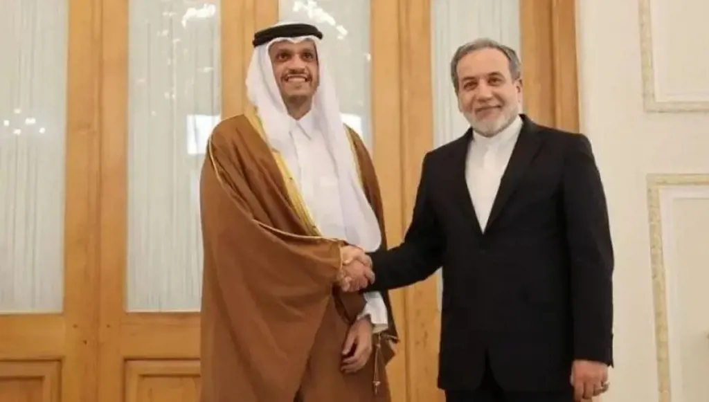 وزير خارجية قطر لعراقجي: حرية الملاحة في مضيق هرمز مبدأ راسخ لا يقبل المساومة