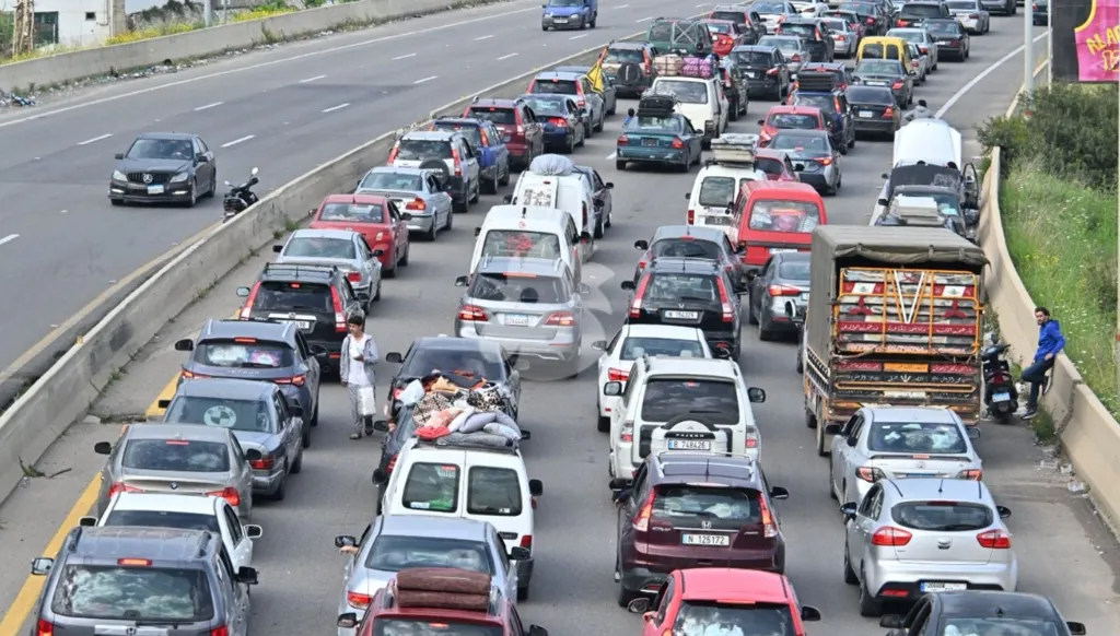 عودة بعض النازحين. 