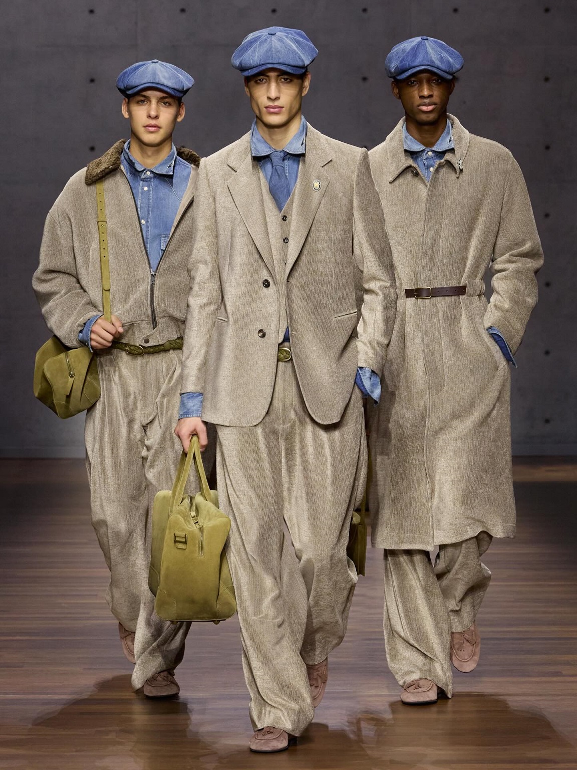 من عرض أمبوريو أرماني خريف وشتاء 2026/2027 للألبسة النسائيّة والرجاليّة (إنستغرام) 