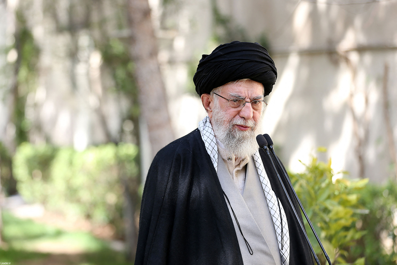 علي خامنئي (مواقع).