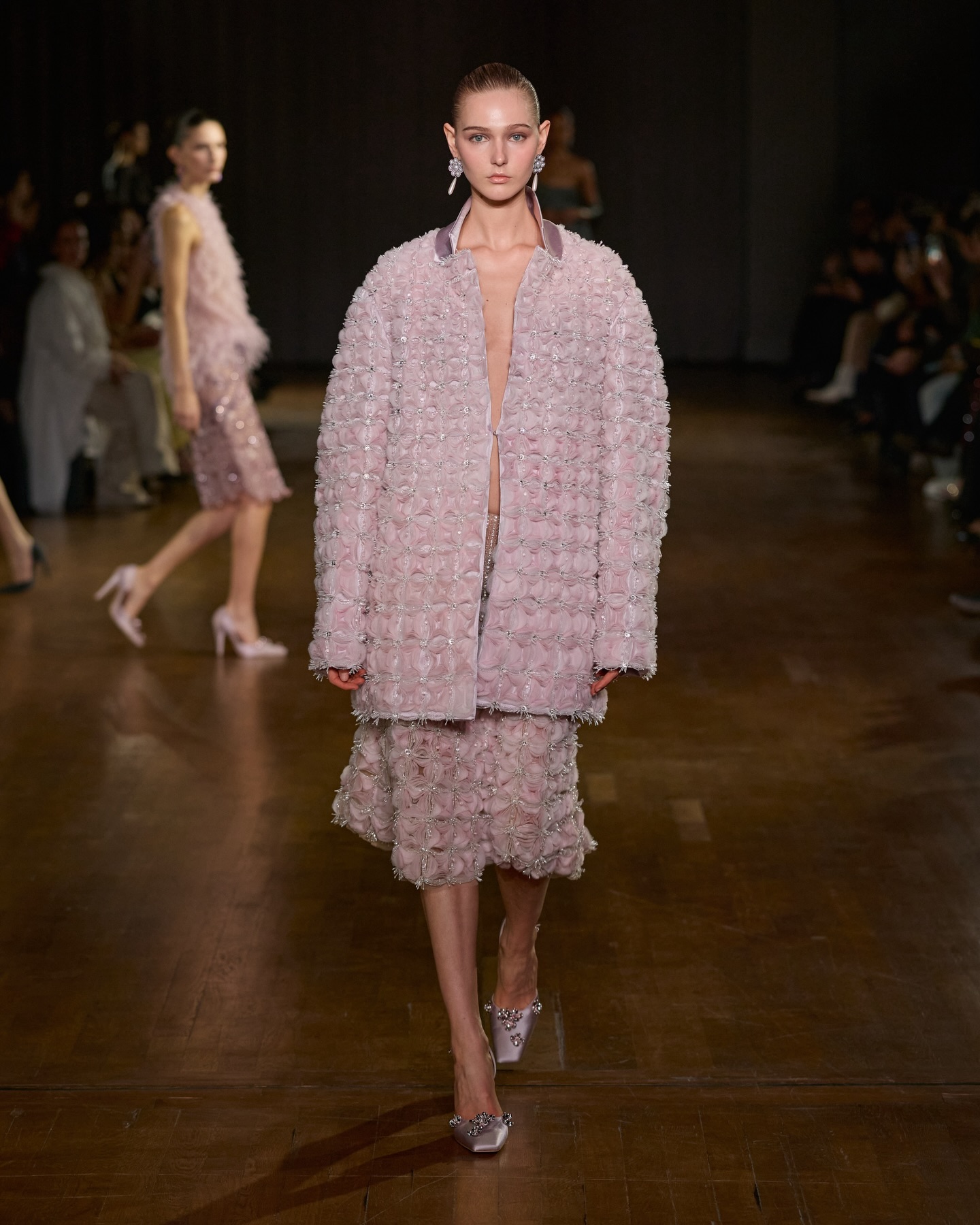 من مجموعة أزياء جورج وجاد حبيقة لخريف وشتاء 2026/2027 (إنستغرام)