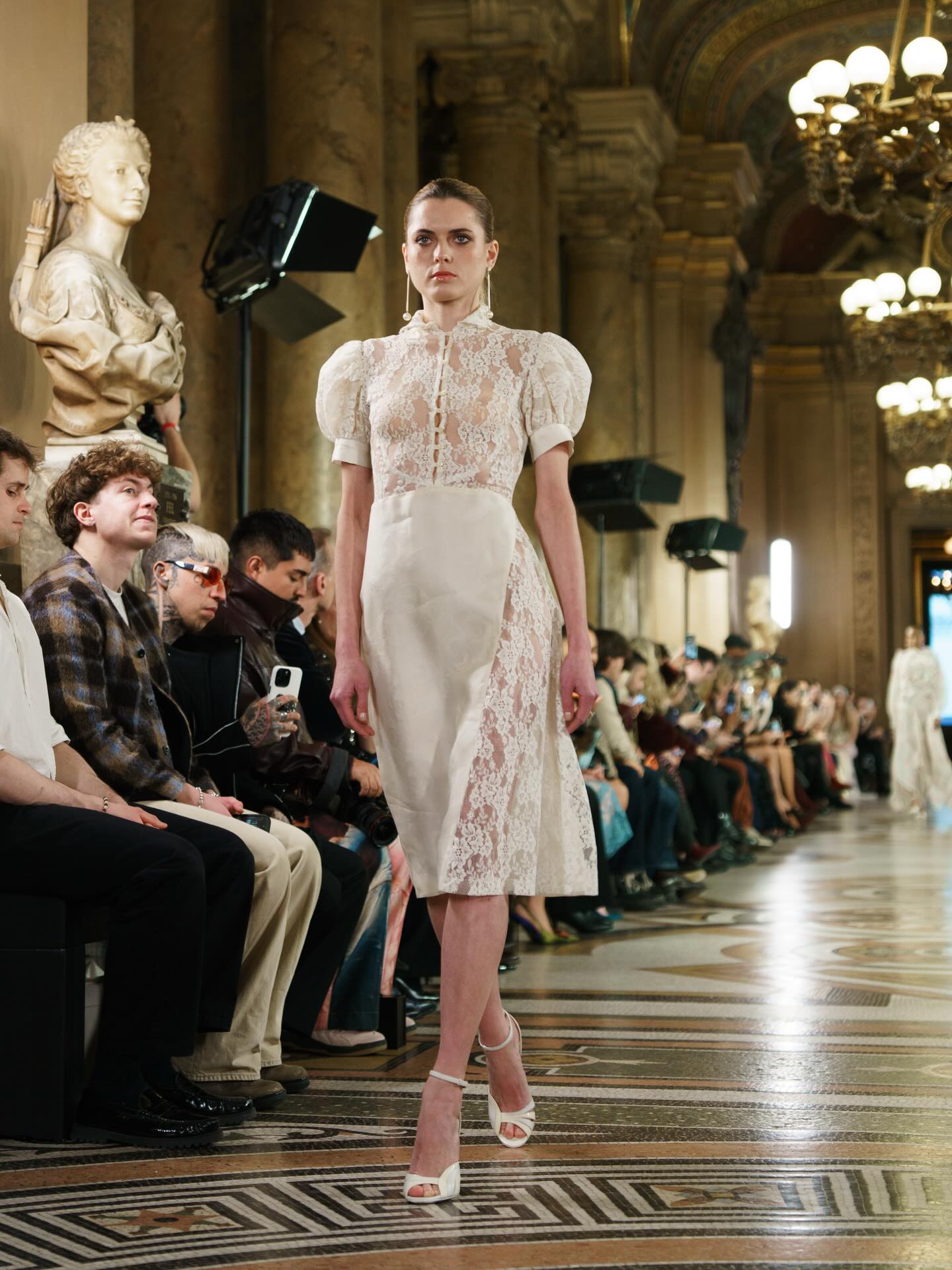 فستان زفاف من العام 1980 أعيد تصميمه من جديد (إنستغرام)