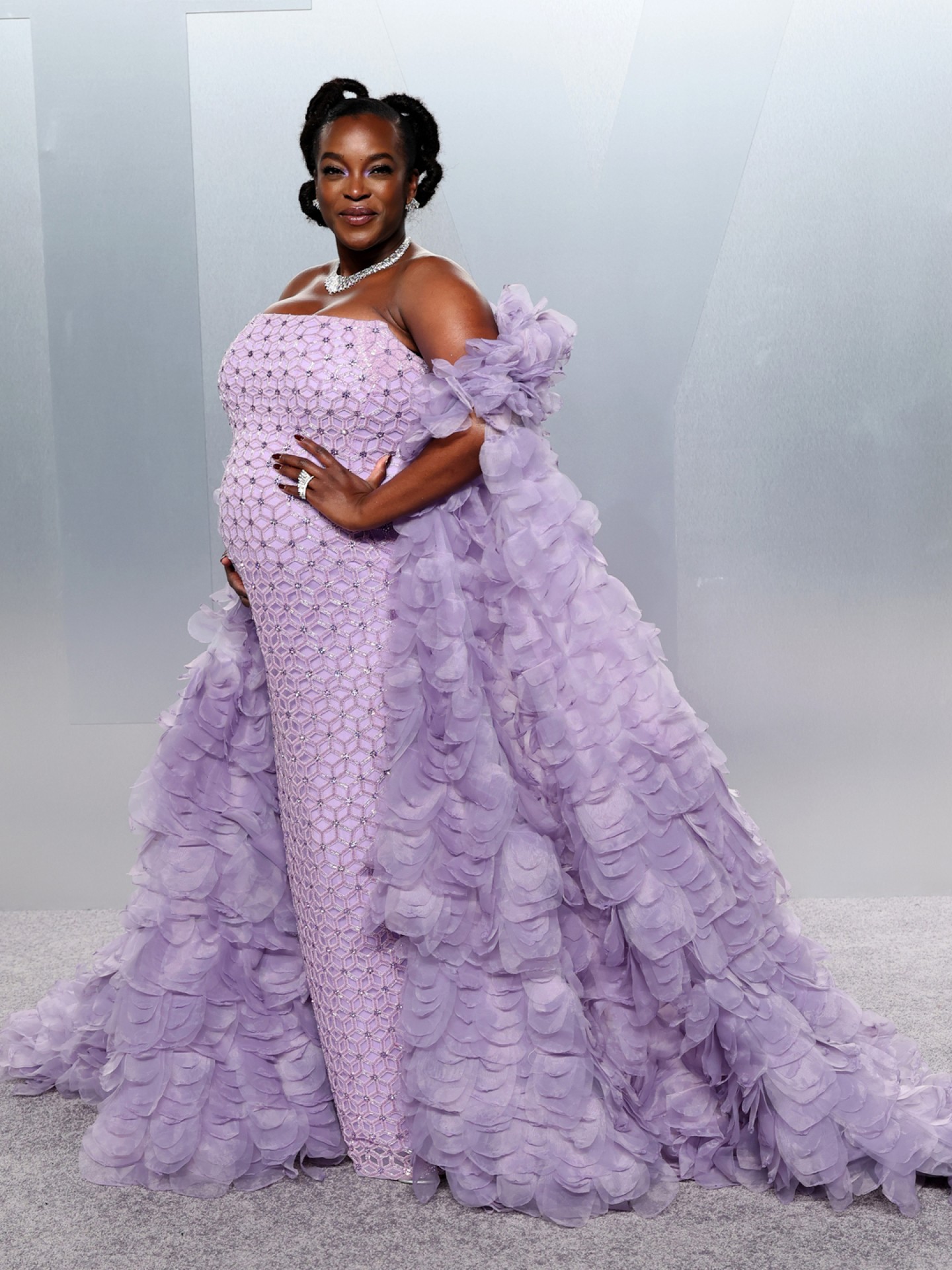 يونومي موساكو بتصميم جورج شقرا (إنستغرام)