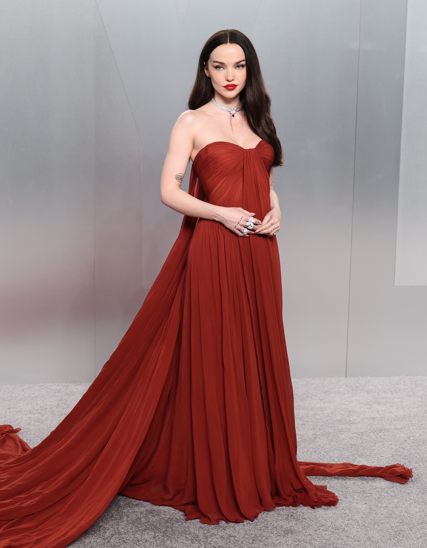 دوف كاميرون بتصميم جورج حبيقة (إنستغرام)