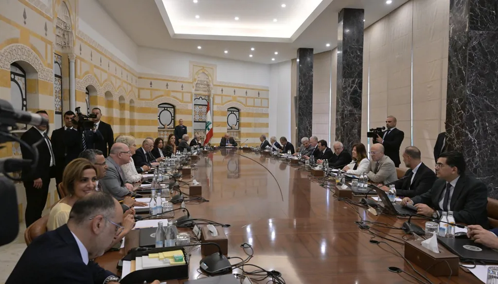 5 عند الخامسة: لبنان يستكمل اختبار حصرية السلاح... لقاء مرتقب بين ترامب وبوتين واسرائيل تبحث مستقبل غزة