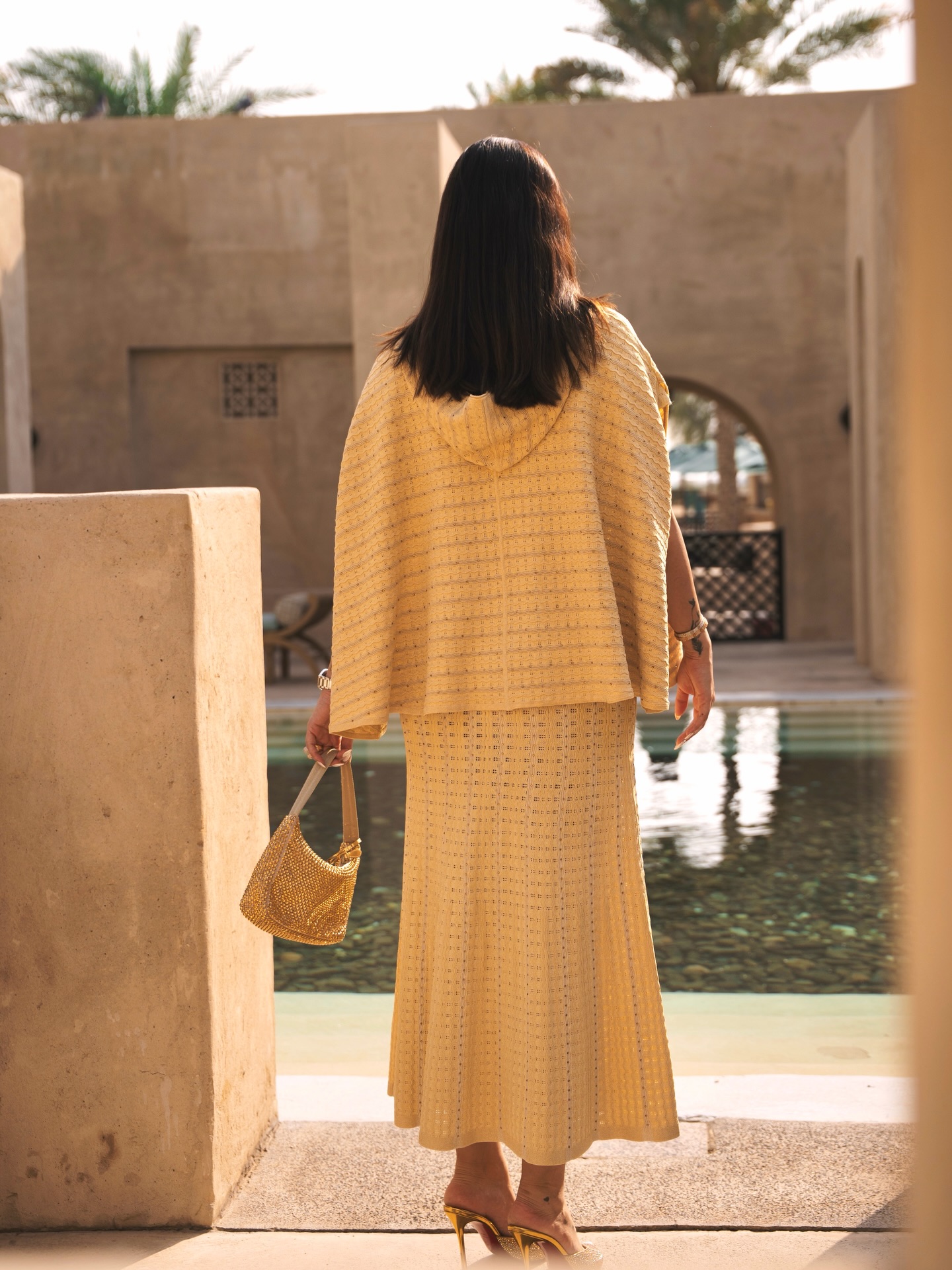 زينة لؤي بتصميم ساندرو (إنستغرام)