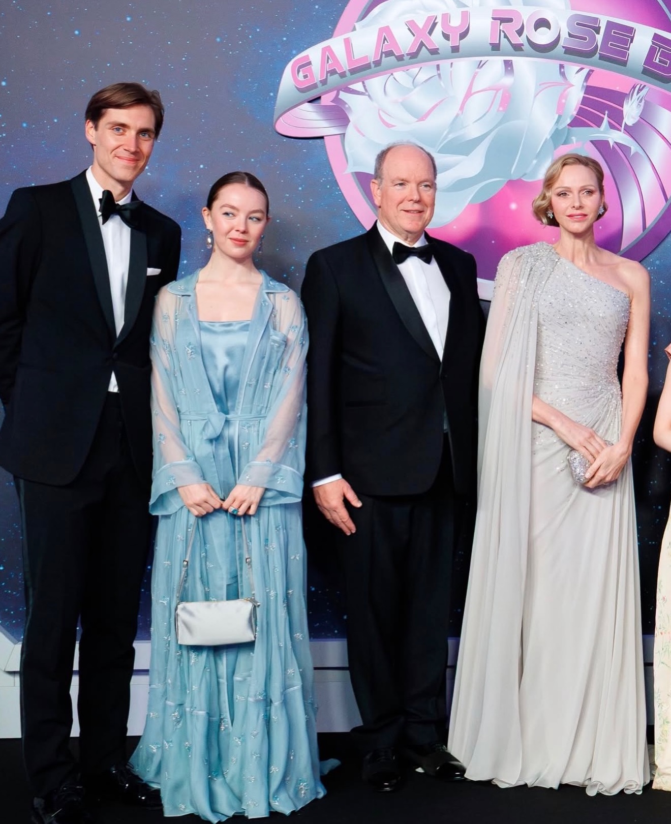 الأميرة شارلين برفقة زوجها الأمير ألبرت الثاني في حفل Bal de la Rose (إنستغرام)