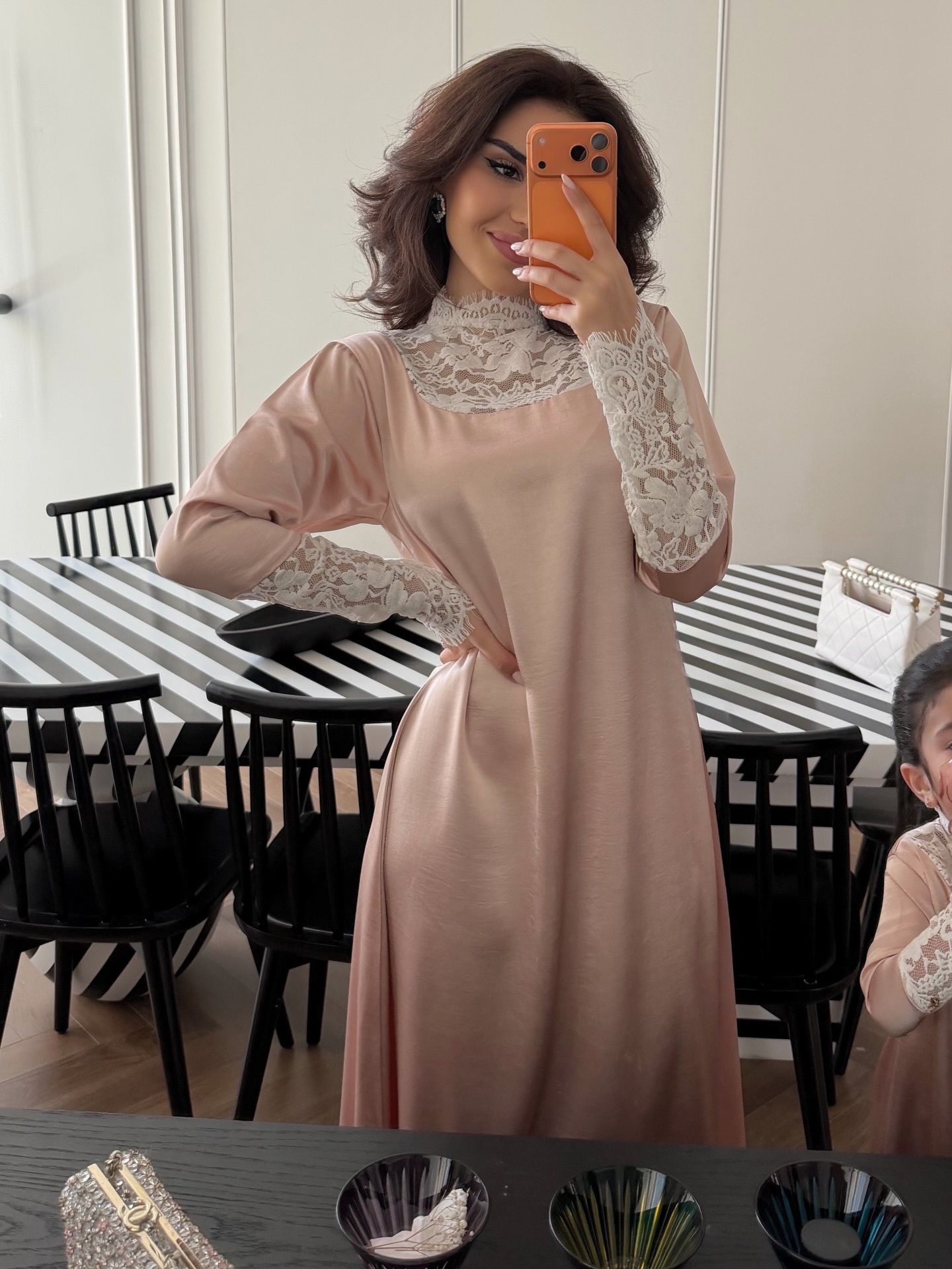 نجود الرميحي بتصميم Jumanesque (إنستغرام)