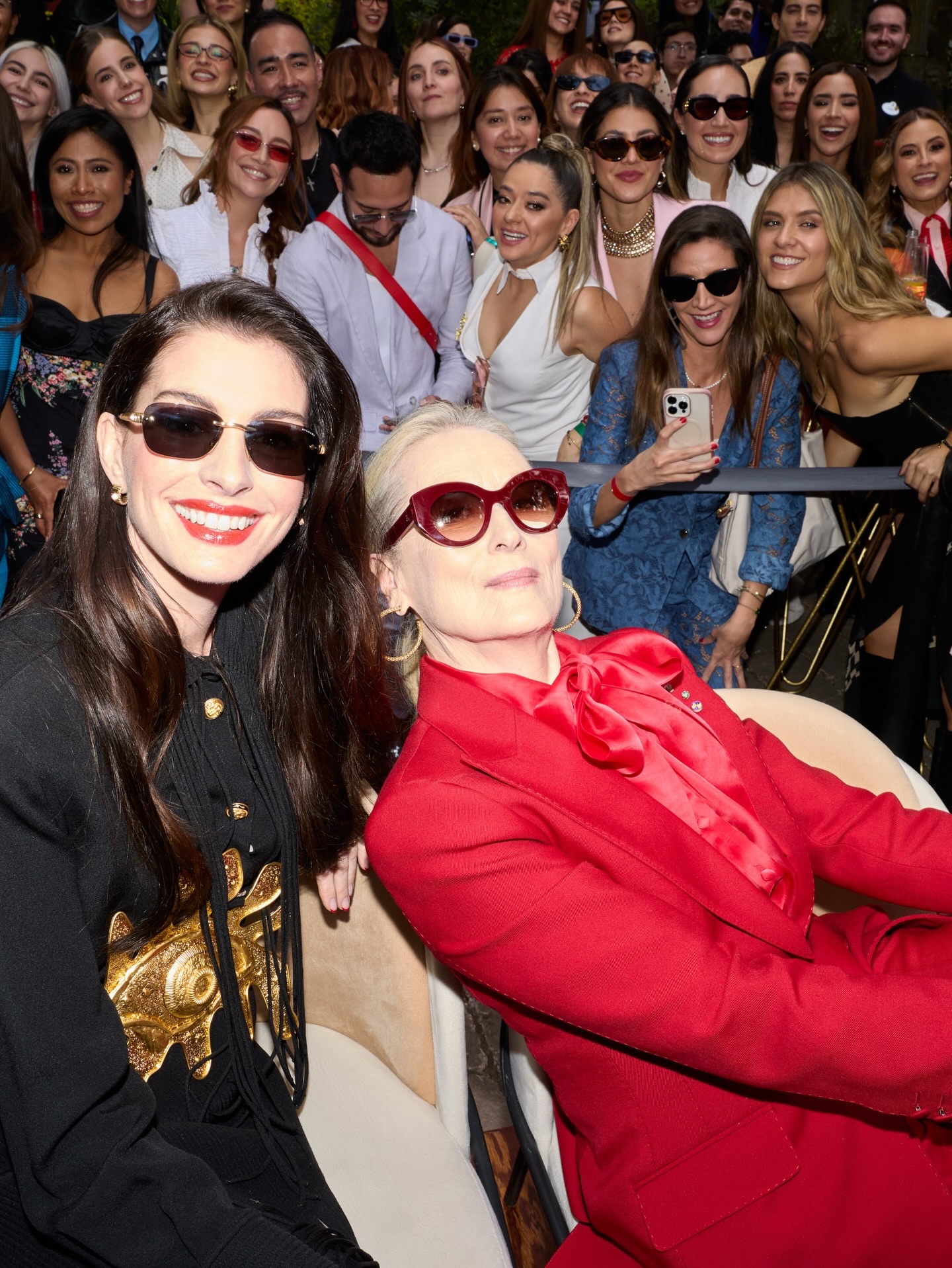 ميريل ستريب وآن هاثاواي (إنستغرام)