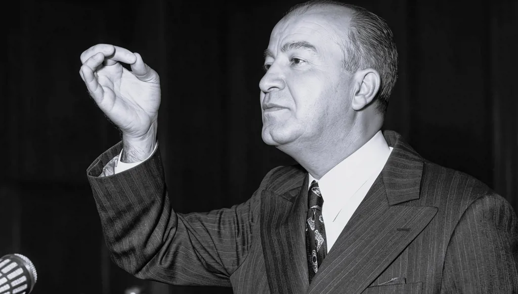 في حديث الشعر (29)