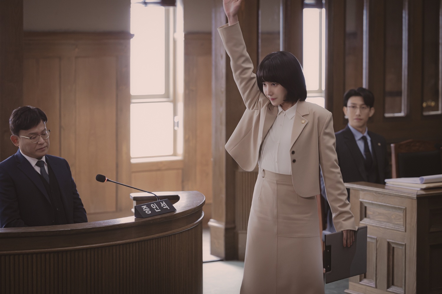 مشهد من “Extraordinary Attorney Woo“. (نتفليكس)