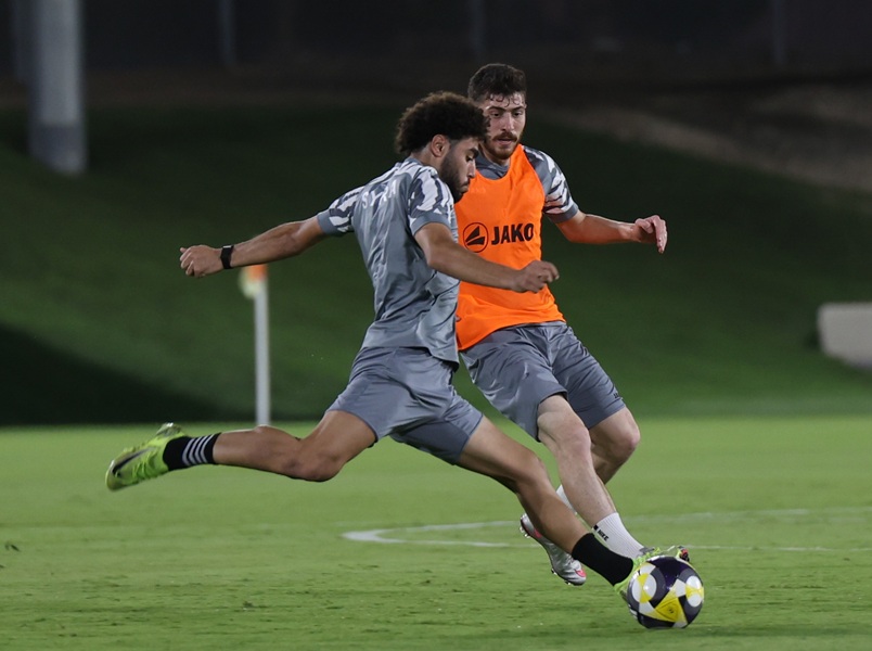 من تدريبات سوريا قبل يوم من المباراة.