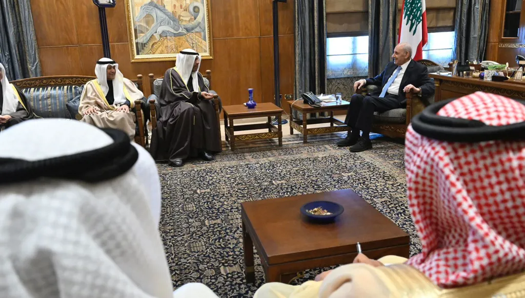 وزير الخارجية الكويتي في عين التينة (صور)