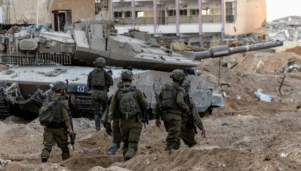 5 عند الخامسة: إسرائيل تُحذّر من هجوم محتمل لحزب الله ورسالة من إبستين إلى توم برّاك!