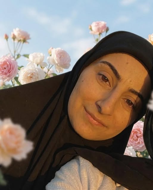 رنا ناجي التي توفيت بالغارة الإسرائيلية في كيفون(الصورة من الموقع الاجتماعي)