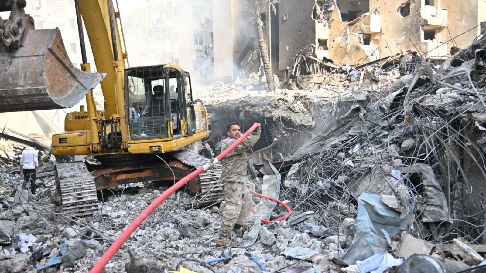 من مكان الغارات الإسرائيلية في الضاحية الجنوبية لبيروت (نبيل اسماعيل- النهار)