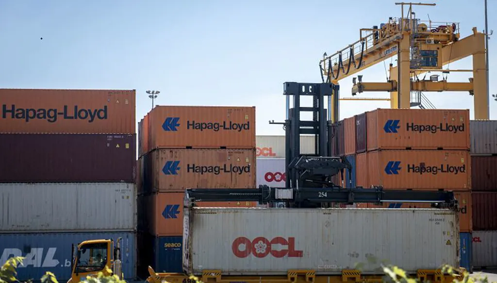 رسوم ترامب الجمركية الجديدة تربك الأسواق... وبعض الدول ما زالت تفاوض