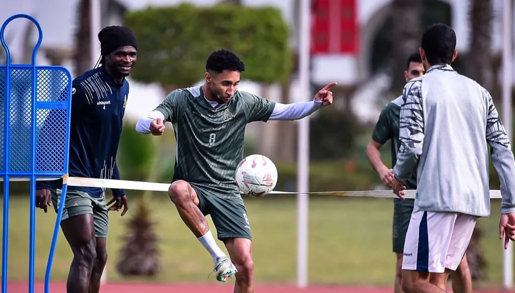 موعد مباراة الجيش الملكي ضد الرجاء والقنوات الناقلة