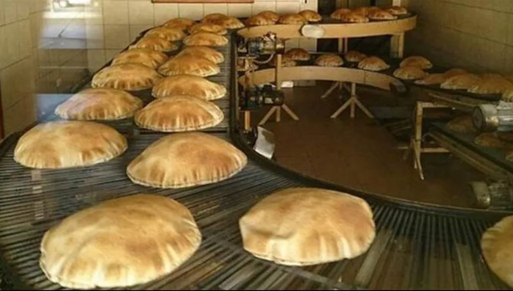 تخفيض سعر ربطة الخبز في لبنان