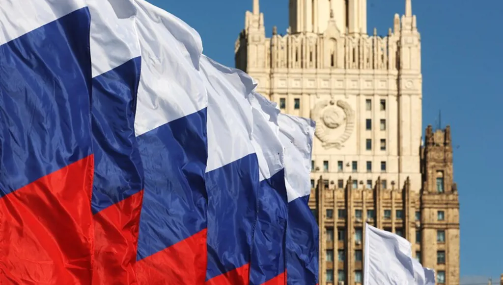 روسيا: نأمل ألا ترتكب إدارة ترامب "خطأ فادحاً" بشأن فنزويلا