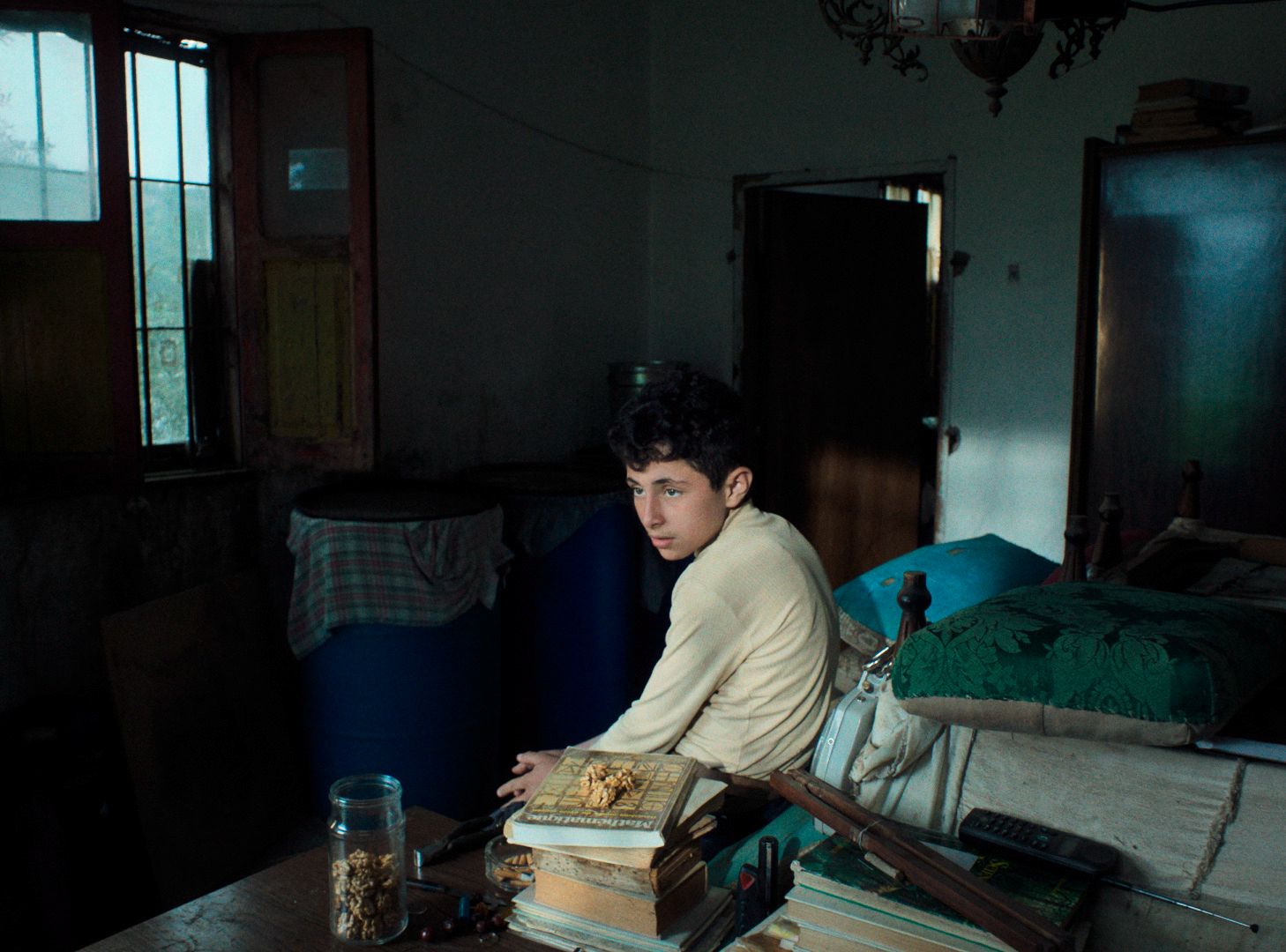 مشهد من فيلم ”يوماً ما، ولد“.