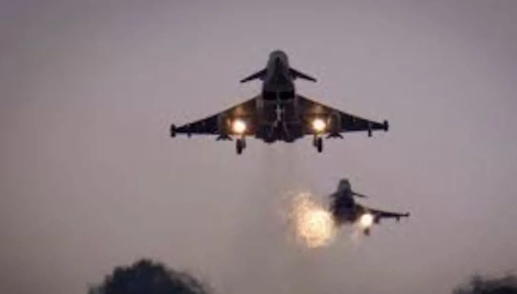 ‏إعلام حوثي: غارات أميركية تستهدف جزيرة كمران