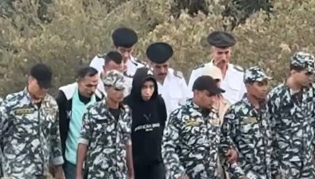 مسلسل "ديكستر" وراء الجريمة… طفل مصري يقتل زميله ويطبخه: "ستيك طعمه وحش"