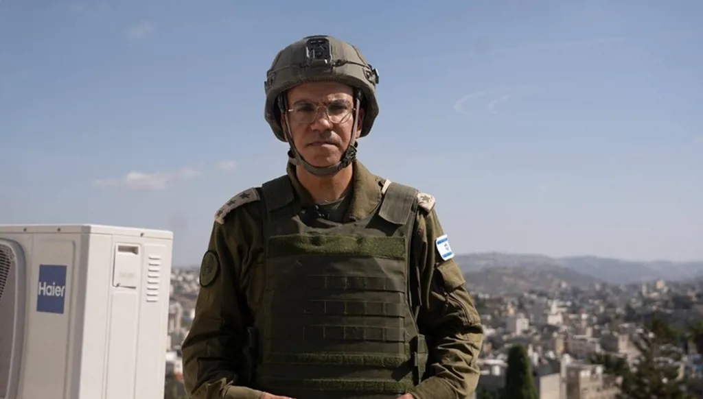 أدرعي يوضّح حقيقة تقاعده