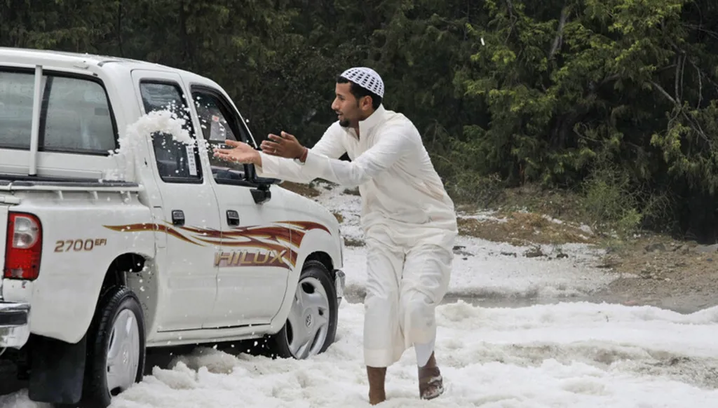 ثلوج في السعودية... "جبال اللوز" بالأبيض