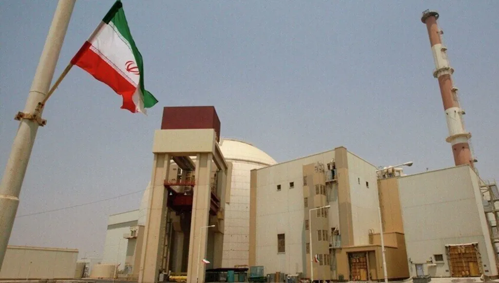 ضربة أميركية إسرائيلية على محيط محطة بوشهر النووية تسفر عن مقتل شخص