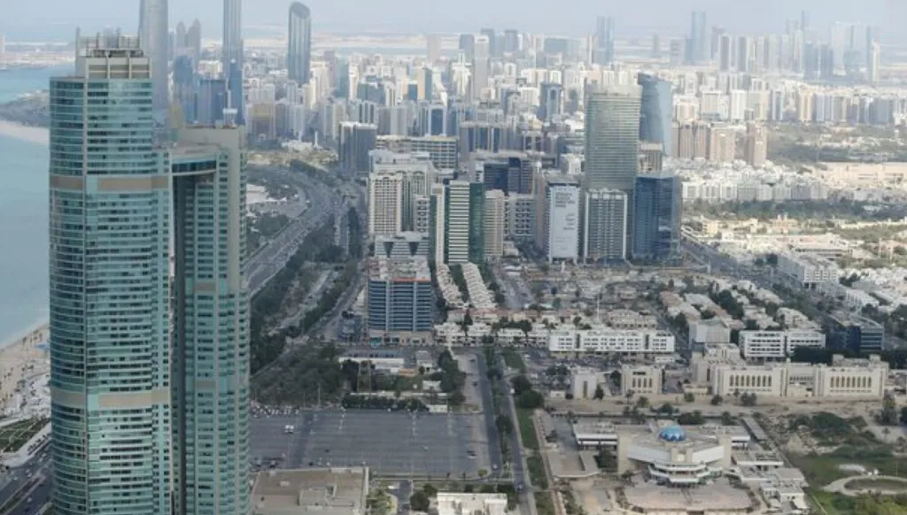 صيانة الطائرات تقود إيرادات «طيران أبوظبي» للنمو 28% في النصف الأول