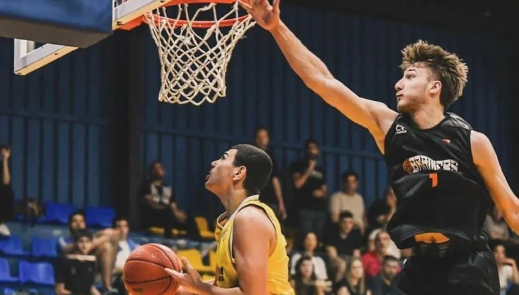 موريسيو عبود ضمن أفضل خمسة لاعبين في "كيبيك"