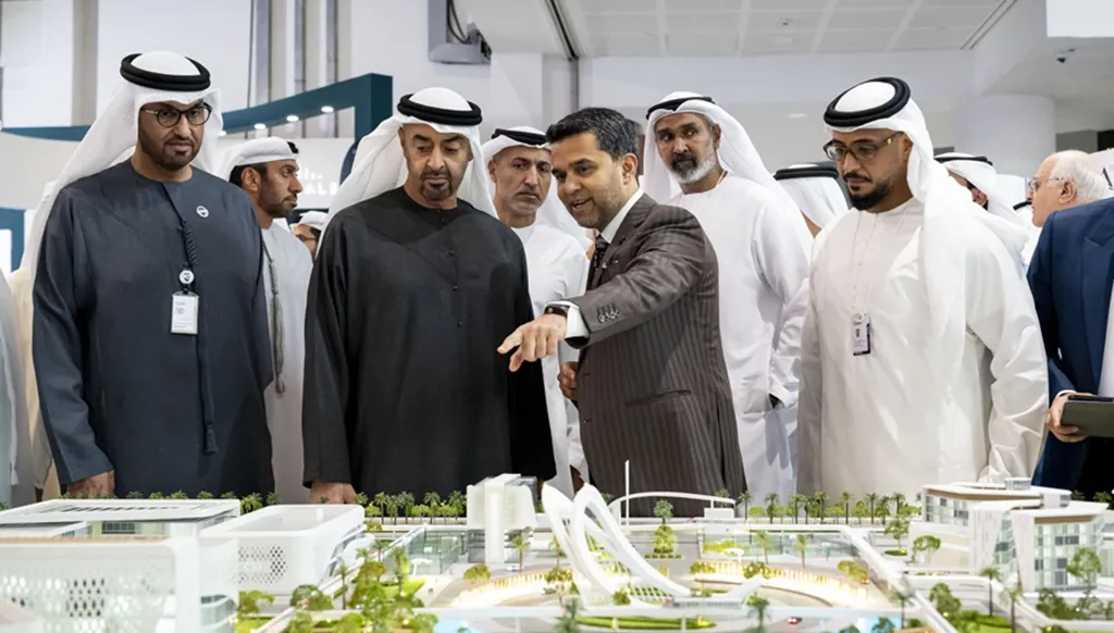رئيس الإمارات زار فعاليات النسخة الخامسة لمنصّة "اصنع في الإمارات 2026" (صور)