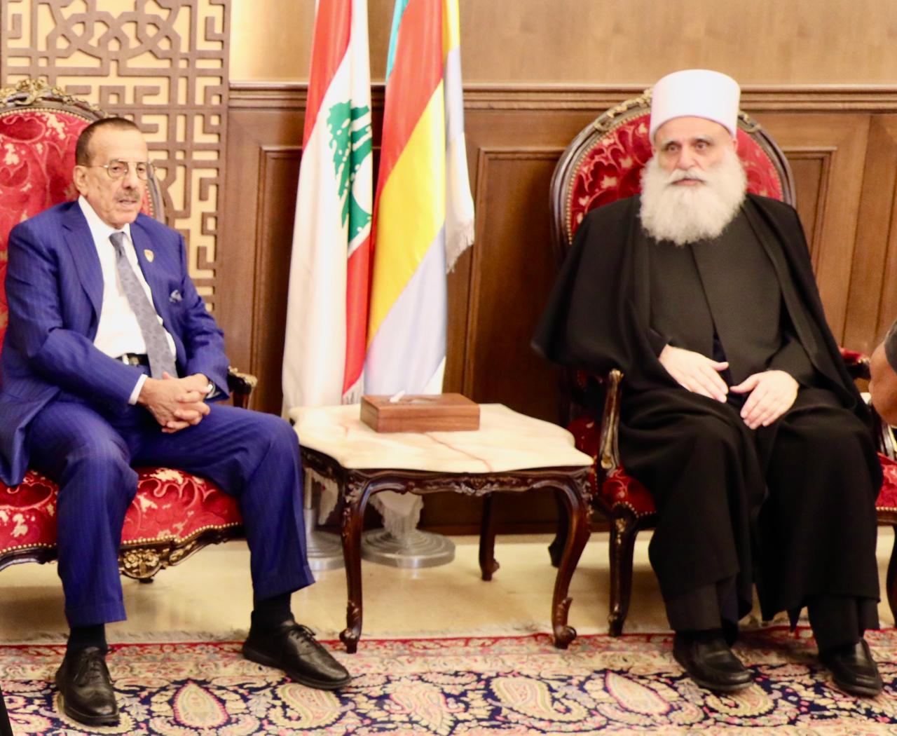 سامي أبي المنى وخلف الحبتور (صورة مرفقة بالبيان).