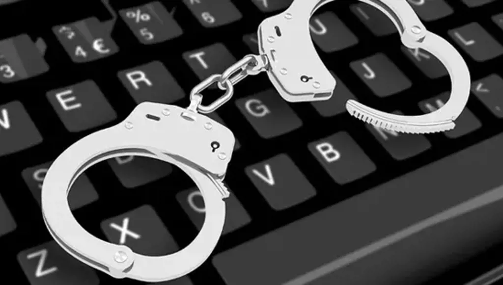 شبكة احتيال تنتحل صفة شركات تسويقية… كيف استدرجت ضحاياها في العراق؟