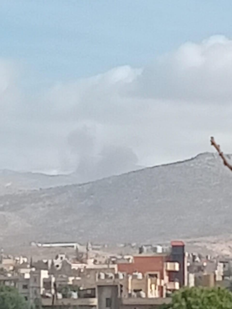 غارات على الشعرة (متداول).