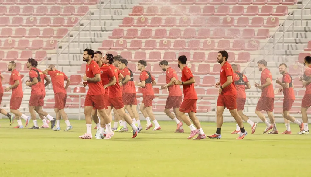بوقرة يختار تشكيلة منتخب لبنان قبل المواجهة الحاسمة أمام اليمن