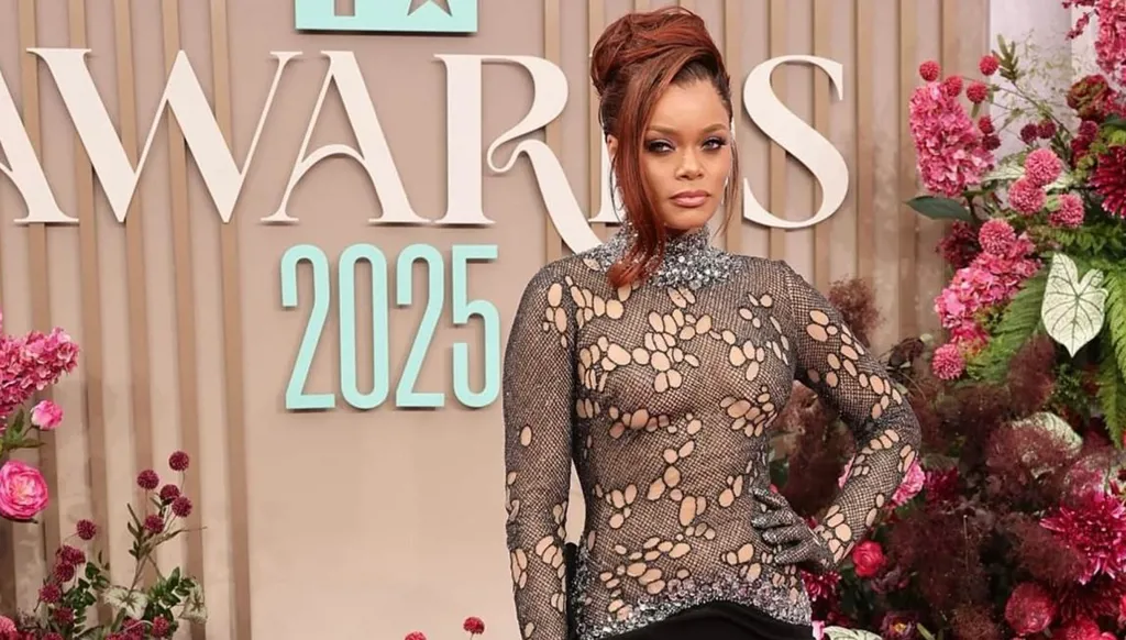 10 أجمل تصاميم في حفل BET Awards أجملها من تصميم طوني ورد (صور وفيديو)