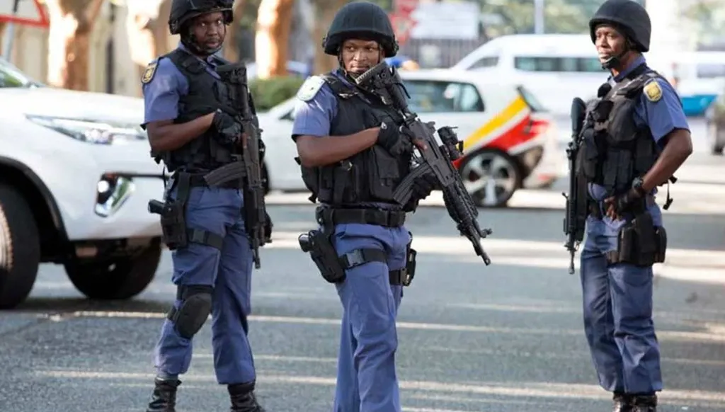جنوب أفريقيا... إطلاق نار داخل حانة يودي بحياة 17 شخصاً وإصابة 15 آخرين