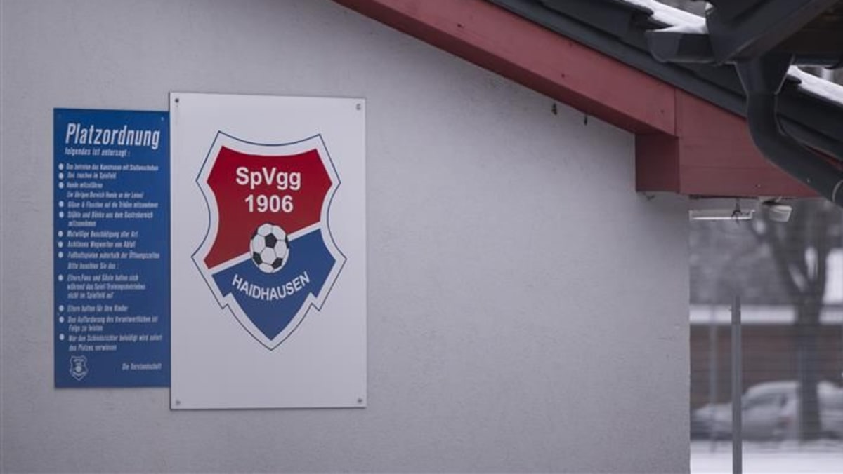 فريق هايدهاوزن قد يهبط وهو متصدر الدوري. (وكالات)