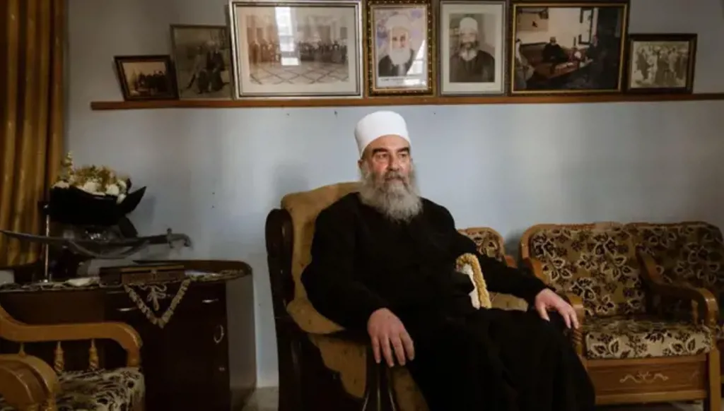 ماذا يحصل مع معارضي الهجري في السويداء السورية؟