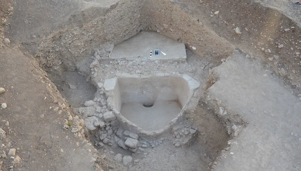 أقدم معصرة عنب للنبيذ في لبنان قبل 2600 سنة (2 من 2)