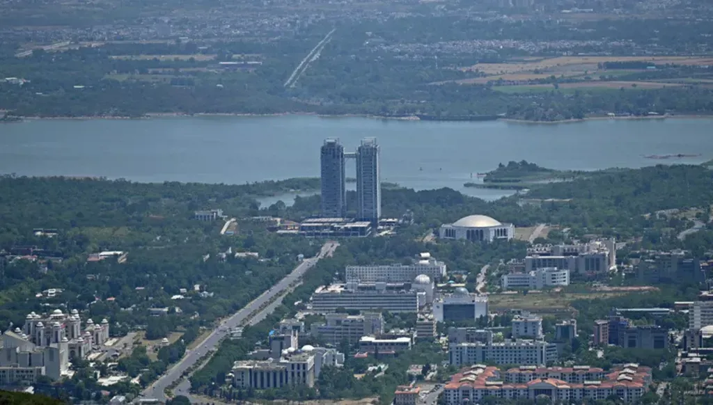 Iran warns no peace talks until attacks on Lebanon stop