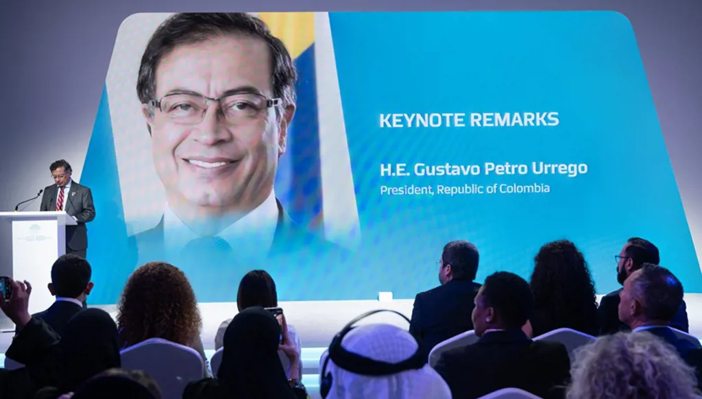 منتدى الذكاء الاصطناعي يسلط الضوء على الإمكانات والتحديات