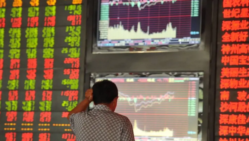 تخارج الاستثمارات الصيينية من السوق الأميركية: ماذا تخبئ بكين لواشنطن؟