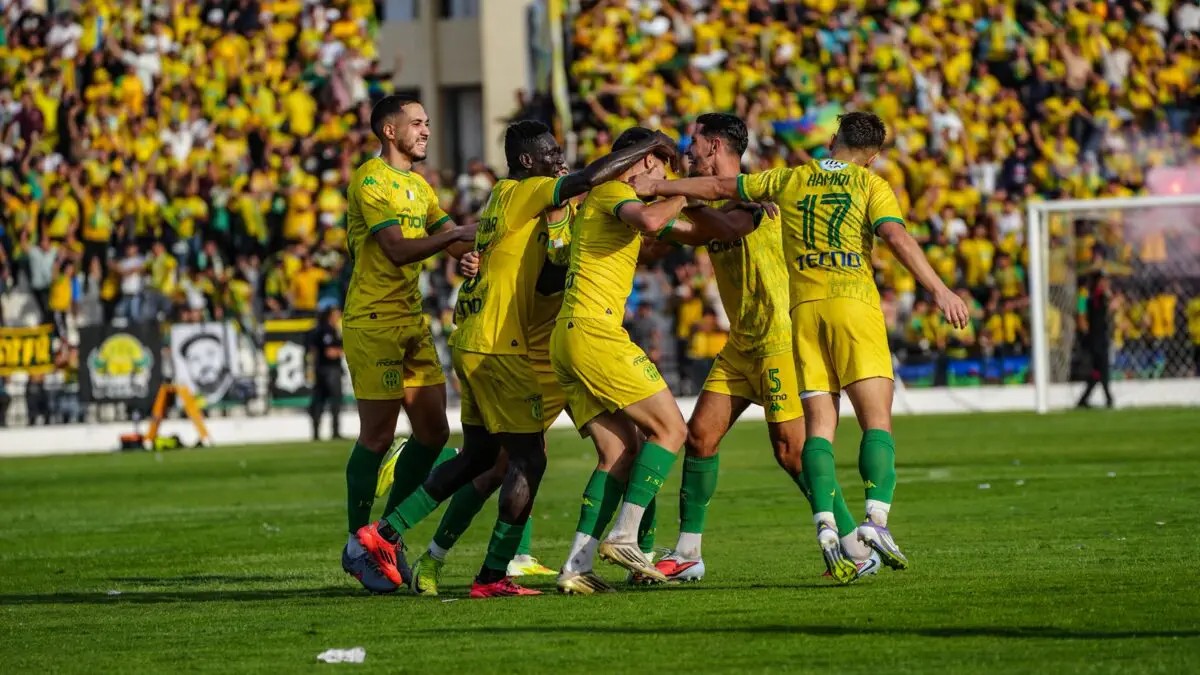 لاعبو شبيبة القبائل. (حساب شبيبة القبائل على فايسبوك)