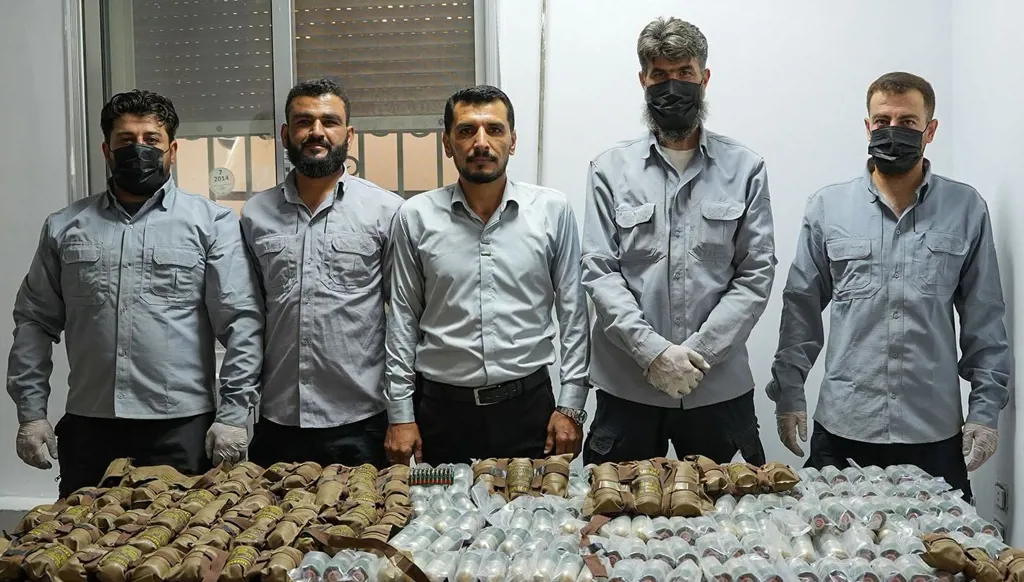 الجمارك السورية تضبط شحنة قنابل متجهة إلى لبنان  (الهيئة العامة للمنافذ والجمارك السورية)