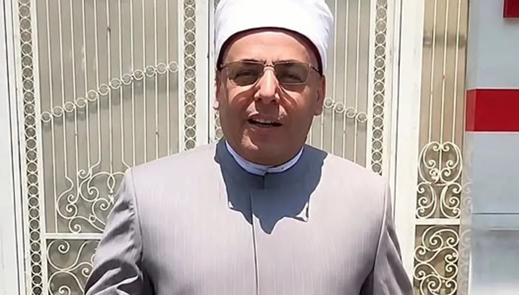 الأوقاف تحقق مع إمام ظهر أمام الزمالك وسخر من مشاركة الأهلي القارية